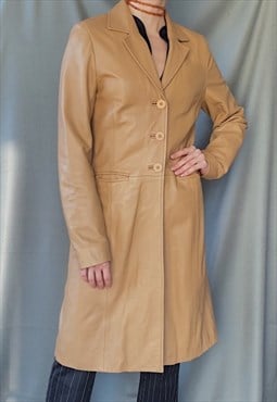 Vintage 90s butter leather trench coat in camel beige 