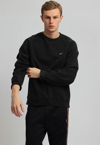 VINTAGE NIKE SWEATSHIRT