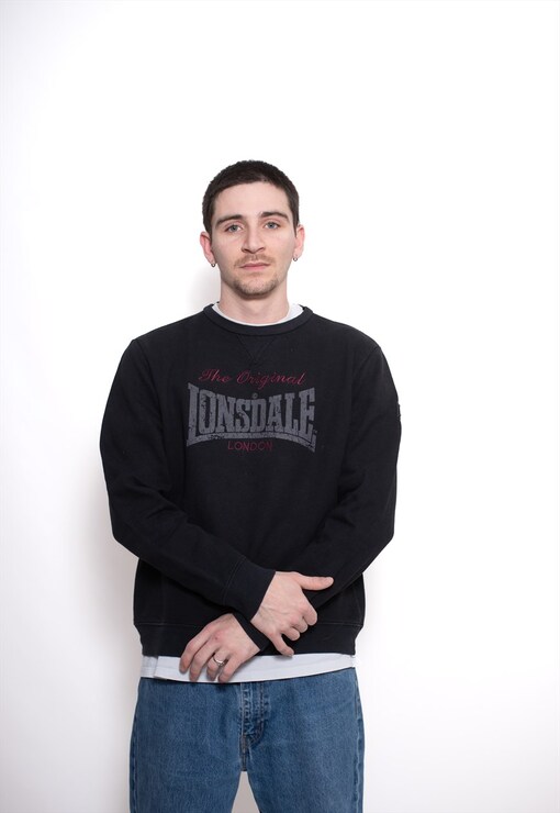 garment image
