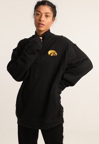 VINTAGE NIKE EMBROIDERED 1/4 ZIP SWEATSHIRT