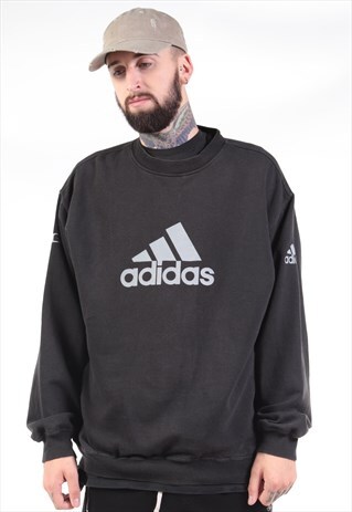 VINTAGE ADIDAS SWEATSHIRT