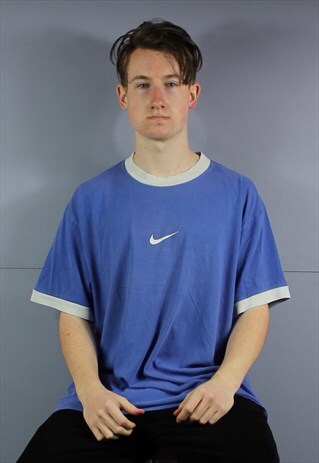 VINTAGE NIKE RINGER T-SHIRT IN BLUE WITH PRINTED LOGOS. SIZE