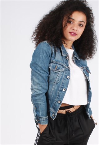 VINTAGE LEVI DENIM JACKET
