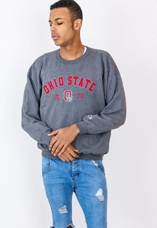 VINTAGE CHAMPION SWEATSHIRT