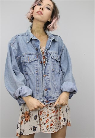 VINTAGE 90S DENIM JACKET