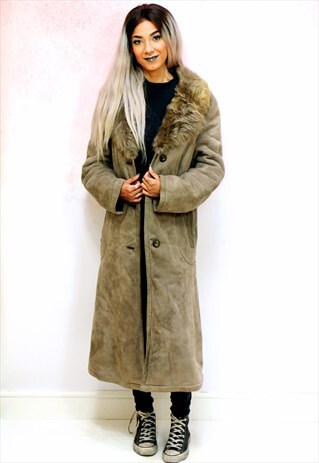 1970S VINTAGE KHAKI GREEN SHEEPSKIN SHERPA COAT