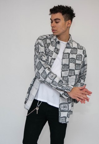 LONG SLEEVE RETRO 90S SHIRT