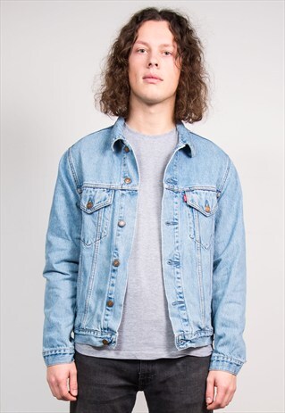 VINTAGE 90'S LIGHT BLUE DENIM LEVIS JACKET