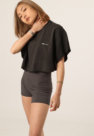 VINTAGE REEBOK EMBROIDERED LOGO CROPPED SWEATSHIRT