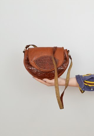 LEATHER SADDLE BAG