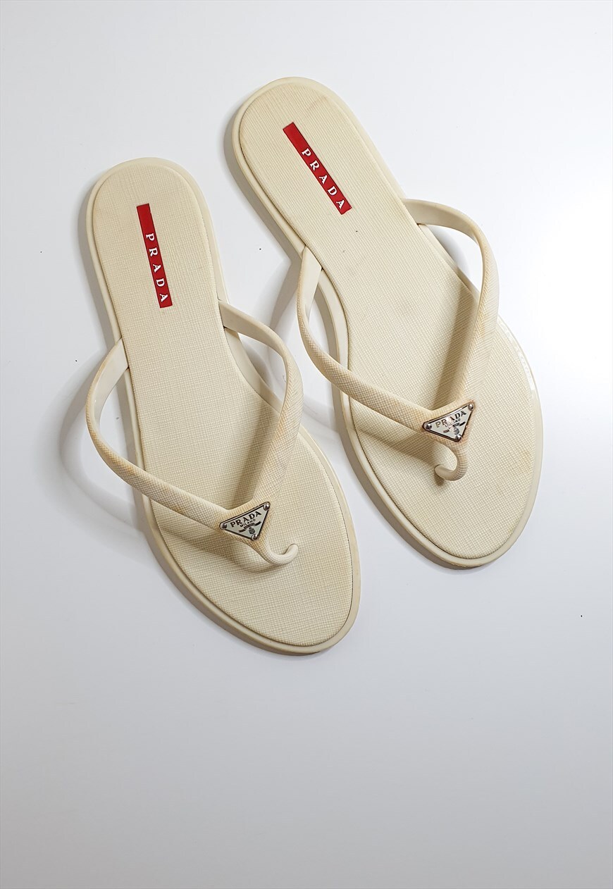 prada rubber flip flops