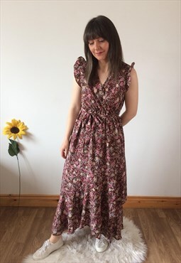 Cute 90s Boho Style Floral Maxi Dress