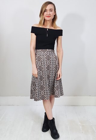 VINTAGE 70'S BROWN, NUDE AND WHITE KNIT SKIRT