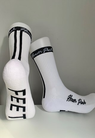 V2 CLASSIC WHITE