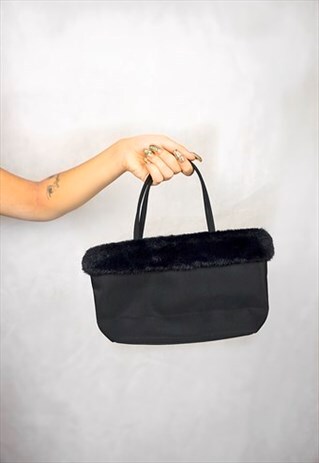 FLUFF BAG (BLACK)