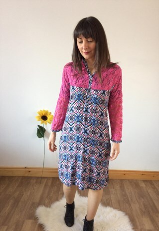 VINTAGE HANDMADE PINK LACE & BLUE ABSTRACT PRINT DRESS