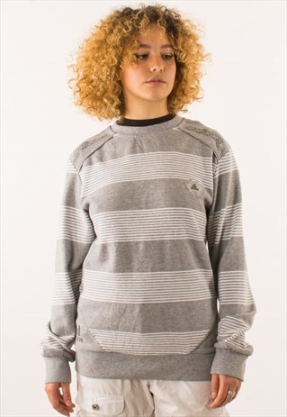VINTAGE 90S GREY ADIDAS CREWNECK SWEATSHIRT