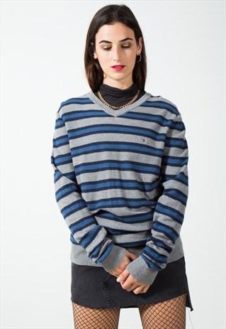 ON SALE VINTAGE 80S TOMMY HILFIGER KNITWEAR JUMPER/ S0584