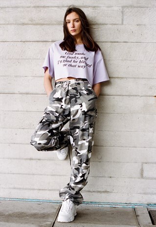 EXCLUSIVE LIGHT PURPLE T-SHIRT WITH GOD MADE ME FUNKY PRINT