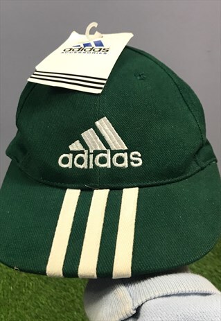 VINTAGE ADIDAS BASEBALL HAT CAP IN GREEN WITH EMBROIDERED LO