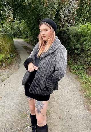 VINTAGE 90S Y2K FAUX FUR FLUFFY GREY BLACK OMBRE COAT