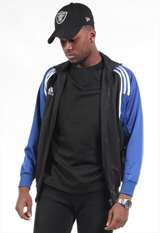 VINTAGE ADIDAS TRACK JACKET