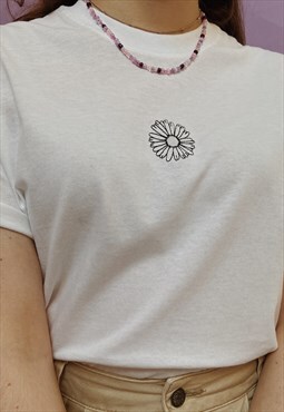 embroidered daisy t-shirt