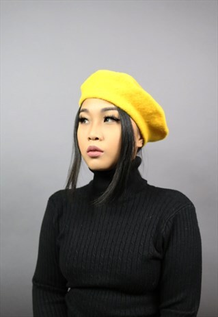 WOOL BERET IN YELLOW