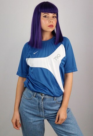 VINTAGE 90'S NIKE FOOTBALL T-SHIRT
