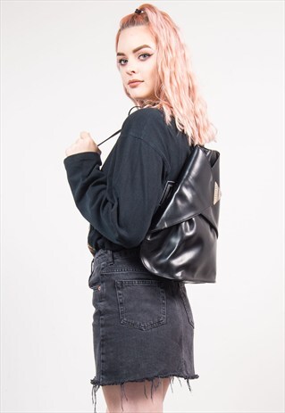 VINTAGE 90'S LEATHER BLACK RUCKSACK BACKPACK