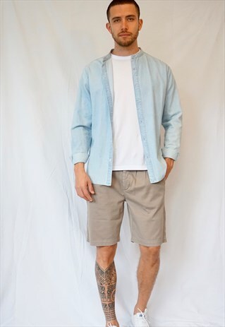 PLEATED SHORTS IN TAUPE