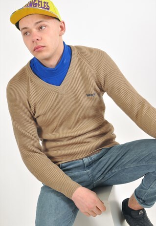 VINTAGE WRANGLER V JUMPER IN BROWN