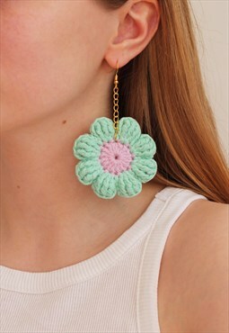 Puff Mint & Lilac Crochet Daisy Drop Earrings