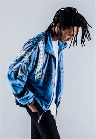 VINTAGE 90S CRAZY PATTERN TRACK TOP IN LIGHT BLUE