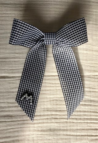 PERSONALISED BOW HAIR CLIP WITH PEARL MONOGRAM IN GINGHAM