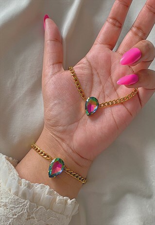 REIGN. GREEN TEARDROP CRYSTAL CHOKER NECKLACE AND BRACELET
