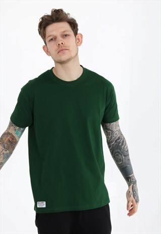 GREEN TSHIRT WITH WOVEN PATCH