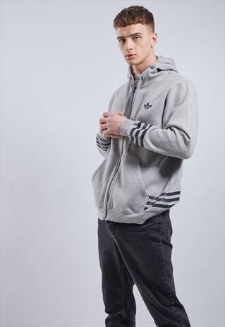 VINTAGE ADIDAS ZIP-UP HOODIE