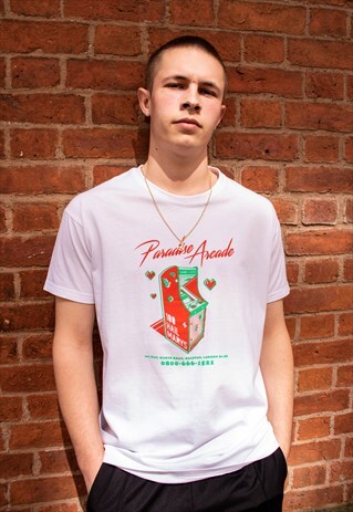 TSHIRT IN WHITE WITH PARADISE ARCADE GRAPHIC PRINT