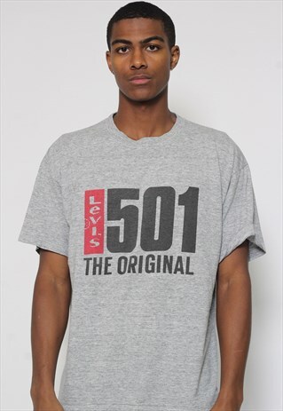 VINTAGE LEVIS T-SHIRT