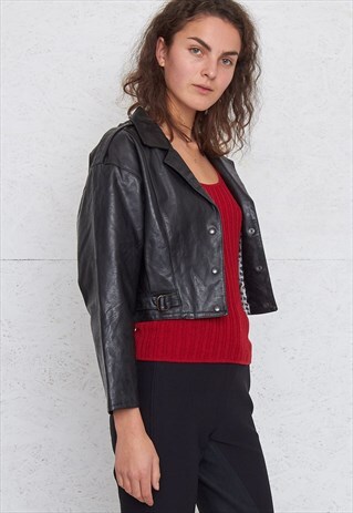 VINTAGE BLACK LEATHER JACKET