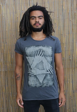 CASUAL LIGHTWEIGHT TOP