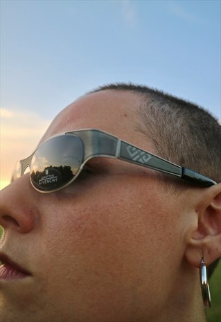 90S VINTAGE RARE NOS GIVENCHY SUNGLASSES