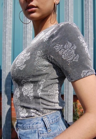 90S T-SHIRT WITH ROSE IMPRESSIONS