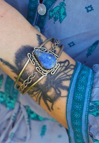 ADJUSTABLE SODALITE GEMSTONE BANGLE