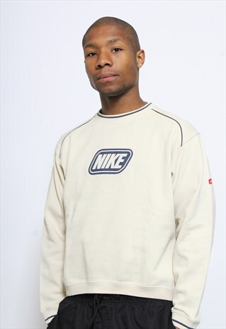 VINTAGE NIKE SWEATSHIRT