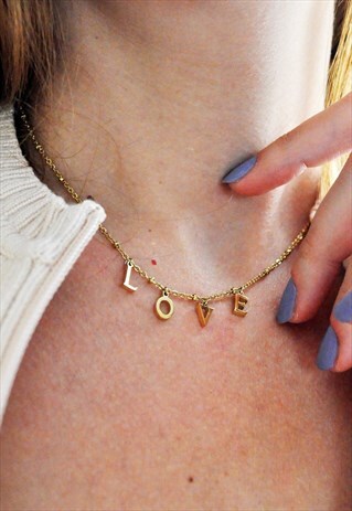 DELICATE LOVE CHARM NECKLACE GOLD PLATED STAINLESS STEEL