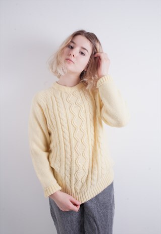 VINTAGE PASTEL YELLOW KNITTED ARAN JUMPER