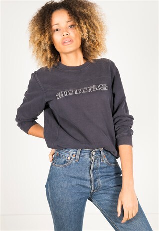 LAST UNIT SALE / VINTAGE 90S USA ADIDAS SWEATSHIRT