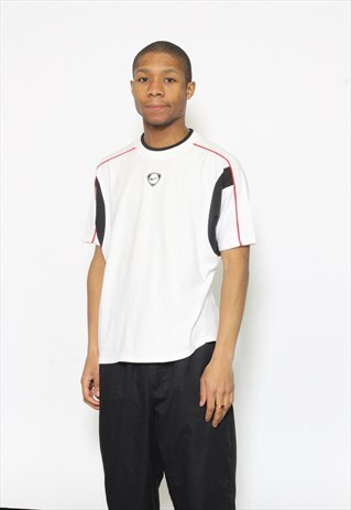 VINTAGE NIKE FOOTBALL T SHIRT